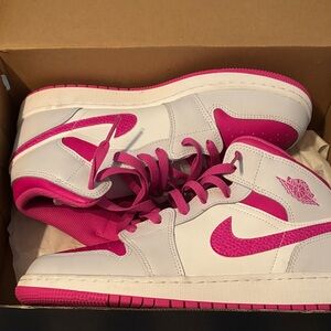Jordan Women's Pink and White Sneakers